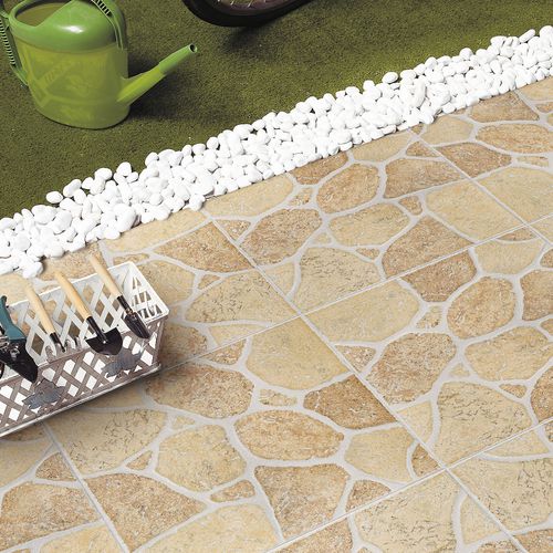 Carrelage en grès cérame - PETRA KAVICS - LA GUGLIA & KIS CERAMICHE - poli / d'extérieur / de sol