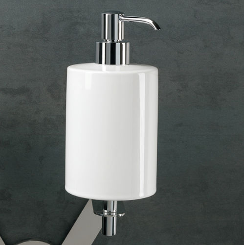 Distributeur de savon professionnel - KR 30 - STILHAUS - mural / en céramique / manuel