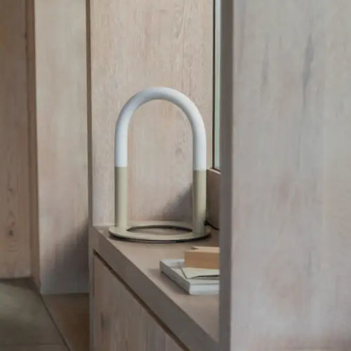 Lampe de table - Arch  - Zuiver - en métal / contemporaine / d'intérieur