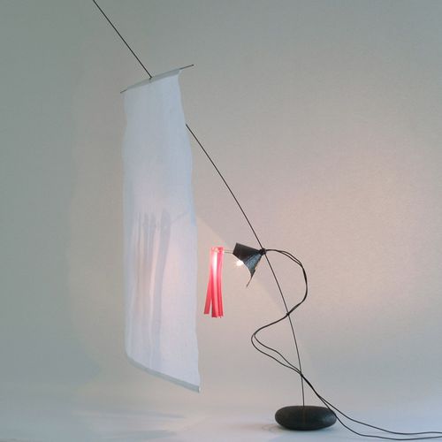 Lampe de table - BUNRAKU  - CÉLINE WRIGHT  - en acier / en papier japonais / contemporaine