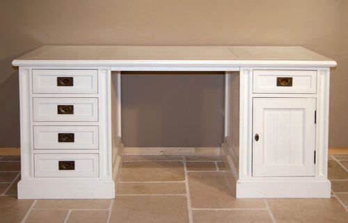 Bureau classique - CAMBRIDGE - HAZENKAMP FURNITURES BV - en bois / piétement en panneaux