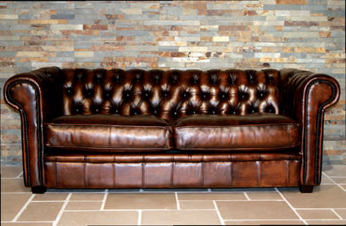 Canapé de style chesterfield - DUNDEE - HAZENKAMP FURNITURES BV - en cuir / marron / 2 places