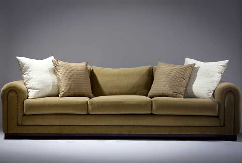 Canapé classique - CHESWICK - ORIOR BY DESIGN LTD - en tissu / marron / 3 places