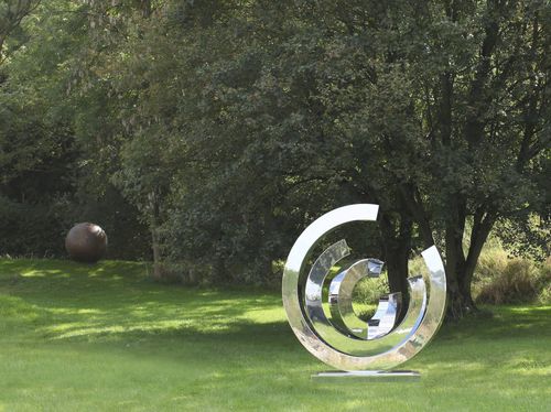 Sculpture en acier inoxydable poli - Revolution - VILLIERS - pour espace public