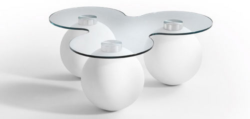 Table basse design original - BAGIGIO - Myyour - en verre / en plastique / 3 pieds