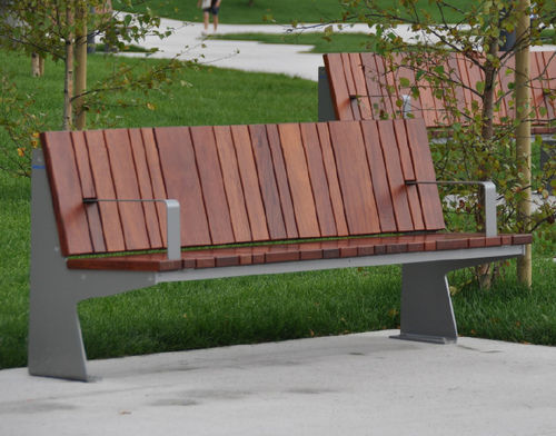Banc public contemporain - WALL-Y - Urbes 21 - en bois / en acier / avec dossier