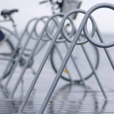 Range-vélo au sol - SPIRA - Urbes 21 - pour espace public / en acier / professionnel