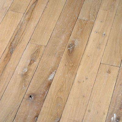 Parquet contrecollé - PA 8 - CHENE DE L EST  - massif / en chêne / vieilli