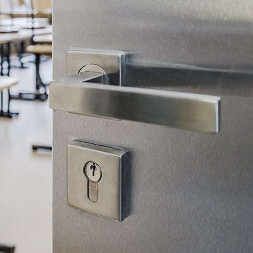 Poignée de porte - Stockholm - SC4001B - DESIGN-MAT - en inox brossé / contemporaine / résidentielle