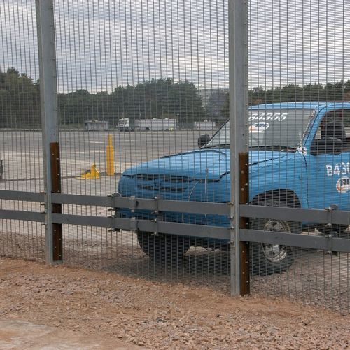 Clôture grillagée - HiSec Super  - ZAUN FENCING  - industrielle / pour espace public / en acier galvanisé