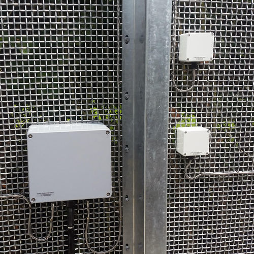 Clôture grillagée - Perimeter Intrusion Detection System (PIDS) - ZAUN FENCING  - industrielle / professionnelle / en métal