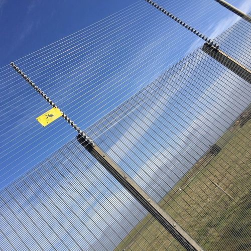 Clôture en treillis soudé - TriProtect Perimeter Security  - ZAUN FENCING  - en métal / de haute sécurité / détectrice d'intrusion