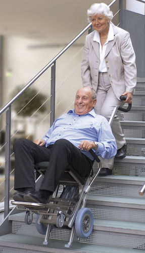 Fauteuil monte-escalier d'intérieur - C-MAX U1 - AAT Alber Antriebstechnik GmbH
