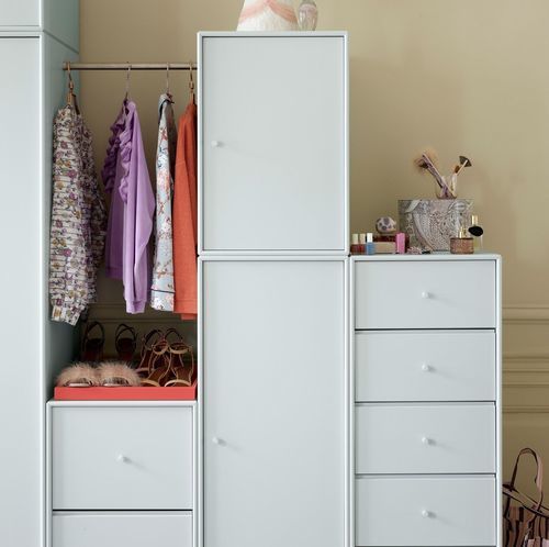 Meuble de rangement sur pied - 1343 - Montana Furniture - mural / à roulettes / contemporain