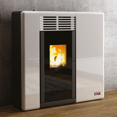 Poêle à granulés - AFRODITE - COLA GF WÄRMETECHNIK - 0 - 5 kW / 10 kW - 20 kW / contemporain