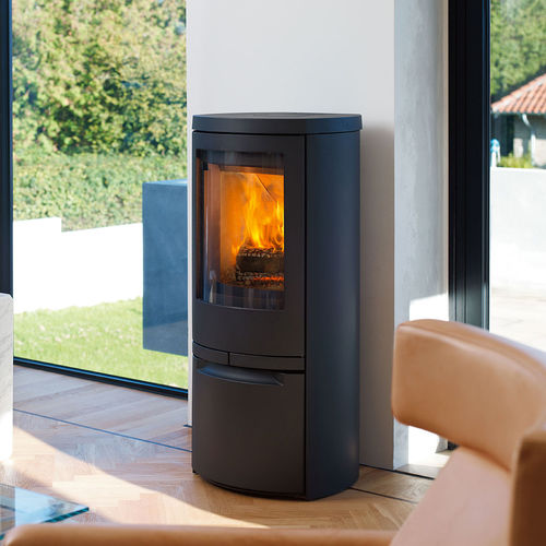 Poêle à bois - COSMO  - Jydepejsen A/S - 0 - 5 kW / 8 kW / au sol