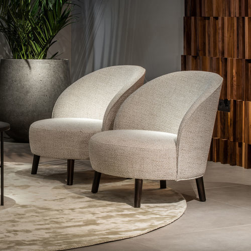 Fauteuil contemporain - BAYRON - EUROFASHION HOMETEXTILES & CONCEPTS - en tissu / en hêtre / avec dossier haut