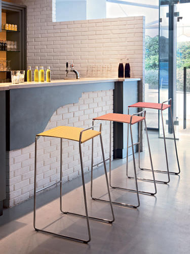 Tabouret de bar contemporain - ESTROSA - ALMA DESIGN S.R.L. - empilable