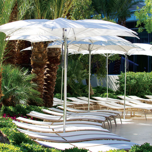 Parasol hexagonal - OCEAN MASTER M1 CRESCENT - TUUCI - à mât central / en tissu / en aluminium
