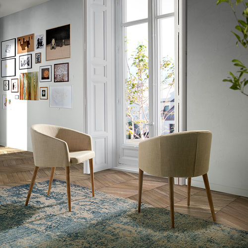 Chaise contemporaine - 4007 - Angel Cerdá - d'intérieur / en tissu / avec piètement en bois
