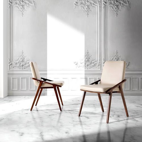 Chaise contemporaine - 4019 - Angel Cerdá - d'intérieur / en simili cuir / avec piètement en frêne