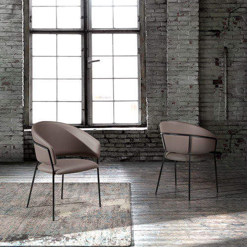 Chaise contemporaine - 4088 - Angel Cerdá - d'intérieur / en simili cuir / avec piètement en acier peint