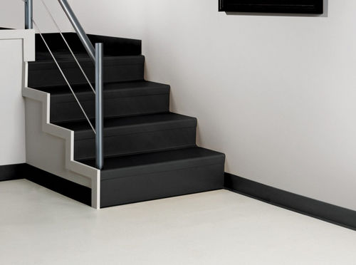 Revêtement de marche en vinyle - FLEXCO® - Flexco Corporation