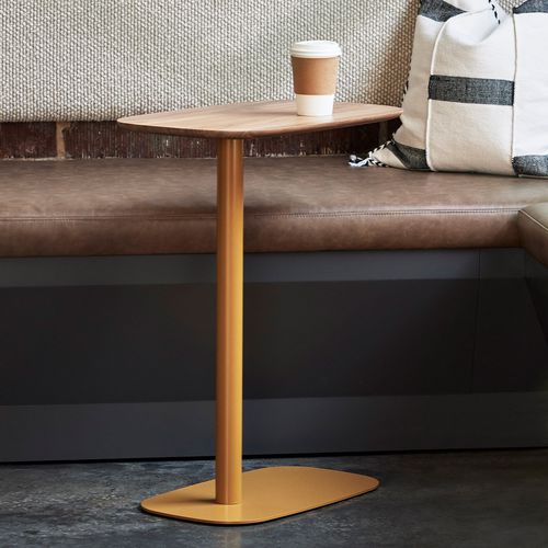 Table contemporaine - PIP - Haworth - en noyer / en bois massif / en MDF