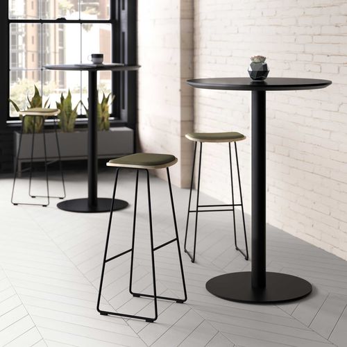 Tabouret de bar contemporain - KYLA  - Jasper Group - en plastique / avec piètement en métal / avec repose-pieds