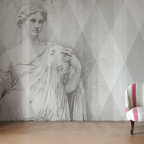 Papier peint classique - ANTICO - Papiers de Paris - scène / aspect tissu / gris