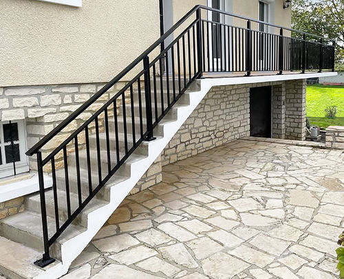 Garde-corps en aluminium - La Toulousaine - à barreaux / d'extérieur / pour terrasse