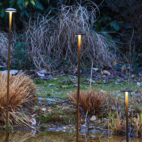 Borne d'éclairage de jardin - CHIODINO 7 - Inverlight Srl - contemporaine / en acier inoxydable / en opale