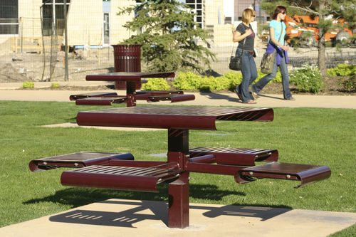 Table de pique-nique contemporaine - MLPT400 - Maglin Site Furniture - en acier / en plastique recyclé / en ipé