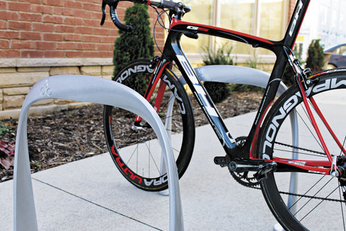 Range-vélo au sol - SCBR1600 - Maglin Site Furniture - pour espace public / en fonte d'aluminium / professionnel