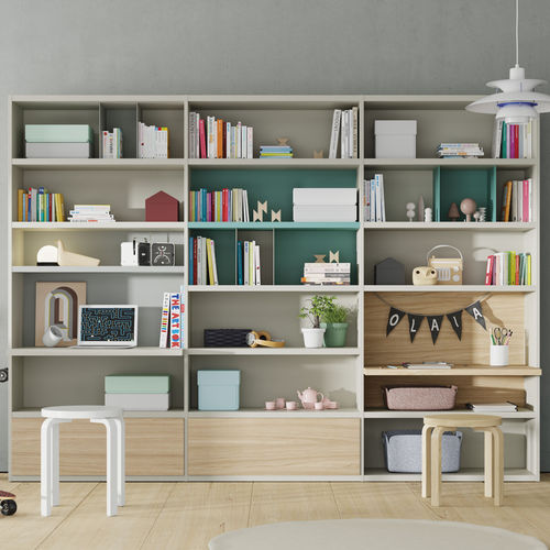 Bibliothèque haute - EST113 - VIVE - MUEBLES VERGE S.L. - contemporaine / en bois laqué / en chêne
