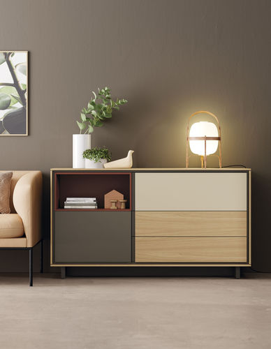 Buffet contemporain - BOOK 11 - VIVE - MUEBLES VERGE S.L. - en bois laqué / en chêne