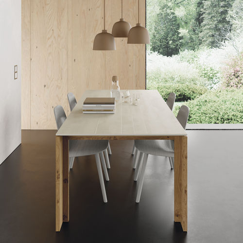 Table à manger contemporaine - 106 - VIVE - MUEBLES VERGE S.L. - en verre / en céramique / avec piètement en bois laqué