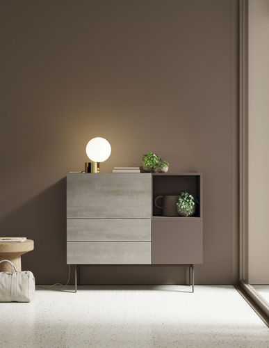 Buffet moderne - COMPACT APARADOR 17 - VIVE - MUEBLES VERGE S.L. - en bois laqué mat / en céramique / avec étagère