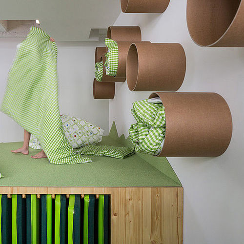 Étagère murale - BAUKIND - de Breuyn Möbel GmbH - design original / en bois / pour école maternelle