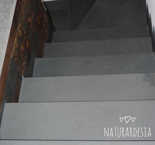 Escalier droit - MARE SLATE  - MAP Slate Srl - à marches en pierre / d'extérieur / contemporain