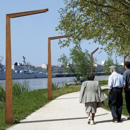 Lampadaire urbain - LOGIQ - Design espaces - contemporain / en acier inoxydable / en acier corten