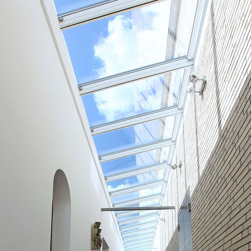 Lanterneau pour toiture-terrasse - WALL-MOUNTED LONGLIGHT - VITRAL - pour toiture inclinée / à double vitrage / avec costière