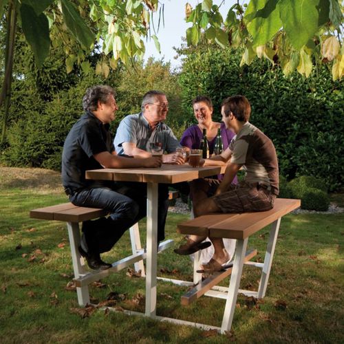 Table de pique-nique contemporaine - BEER   - Cassecroute - en iroko / rectangulaire / pour espace public