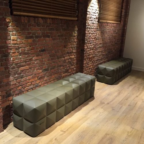 Banc contemporain - THE BENCH - SIXINCH Furniture - Design - Foamcoating - en mousse haute densité / sans dossier / sans accoudoirs
