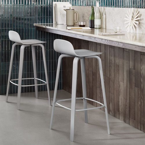 Tabouret de bar contemporain - VISU - Muuto - en chêne / en frêne / en mousse