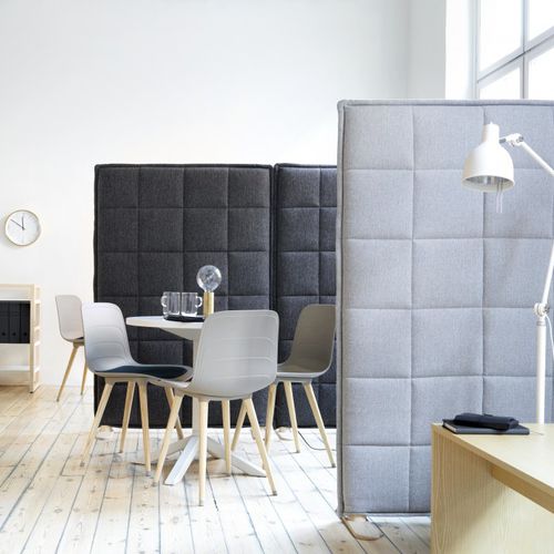 Séparateur de bureau sur bureau - STITCH - ABSTRACTA - au sol / en tissu / en frêne