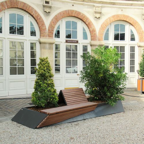 Jardinière en bois - PRISME - ATECH - en acier / en acier thermolaqué / triangulaire