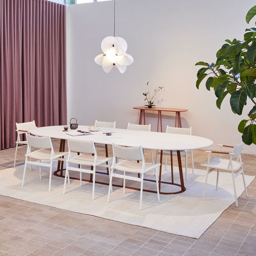 Table à manger contemporaine - Plat-O Flat-Oval 12 - HALDANE - en Dekton® / avec piètement en acier inoxydable / ovale