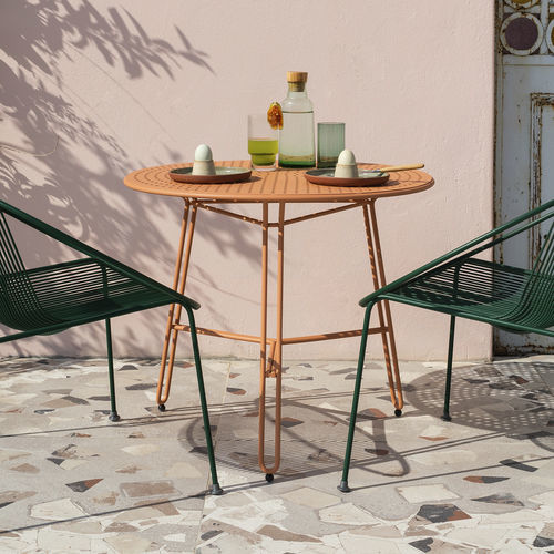Table contemporaine - Polka Low Café 3 - HALDANE - en acier / avec piètement en métal peint / ronde
