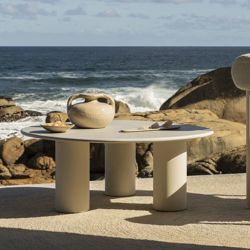 Table basse contemporaine - Dombolo Large - HALDANE - en Dekton® / avec piètement en acier inoxydable laqué / circulaire